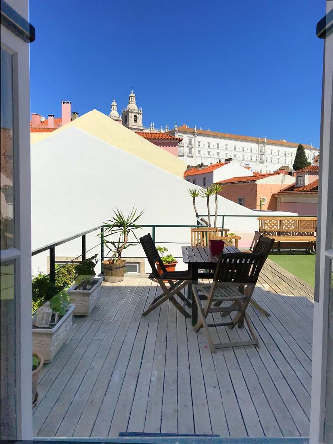 Alfama Patio Apartments Lisbon Bagian luar foto