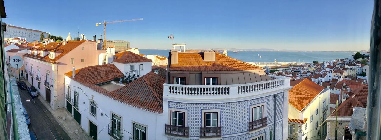 Alfama Patio Apartments Lisbon Bagian luar foto